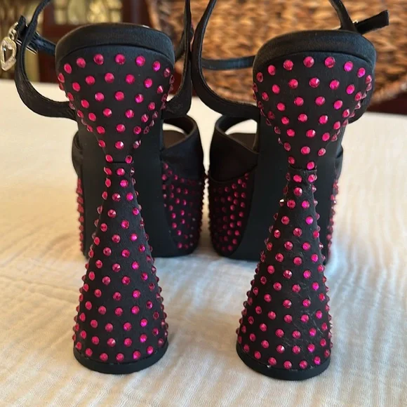 New Dolls Kill Kiss Me Goodnight Satin Platform Heels - Picture 14 of 15